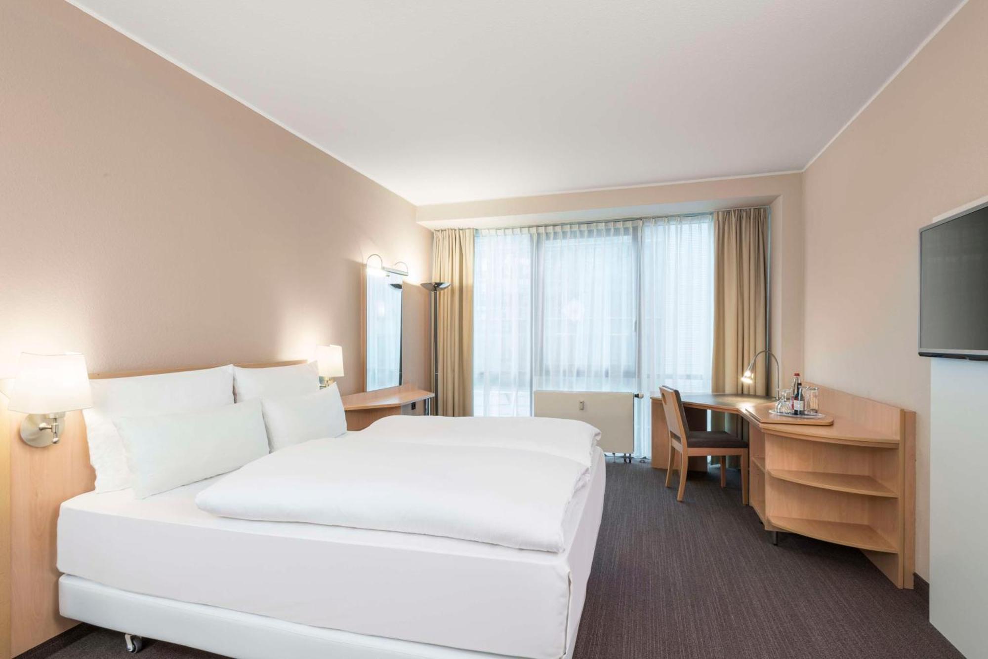 Nh Hotel 4*