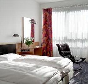 Hotel Nh 4*